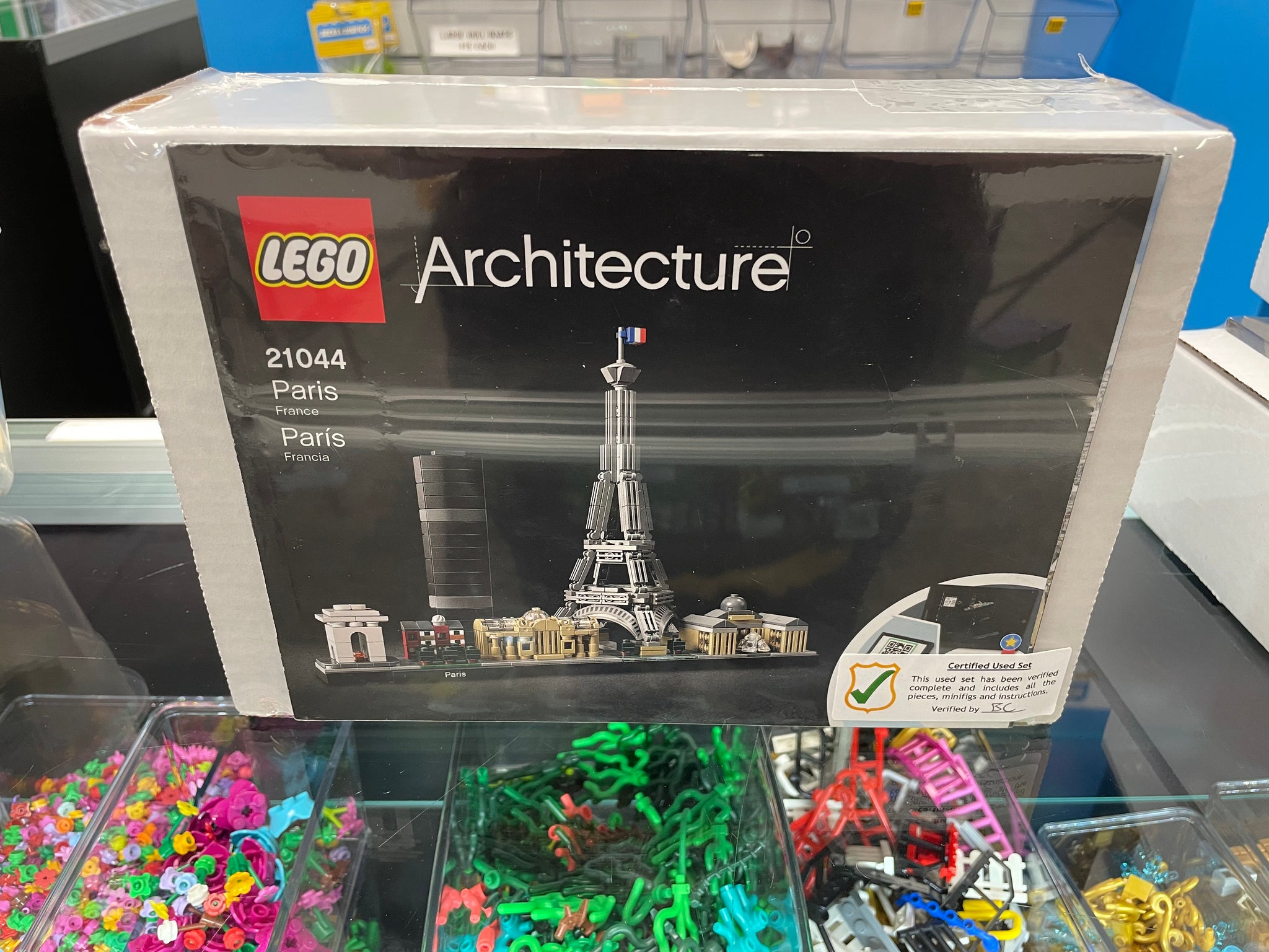 LEGO® 21044 Paris - Architecture - Retired Certified – Bricks and Minifigs  Huntsville AL