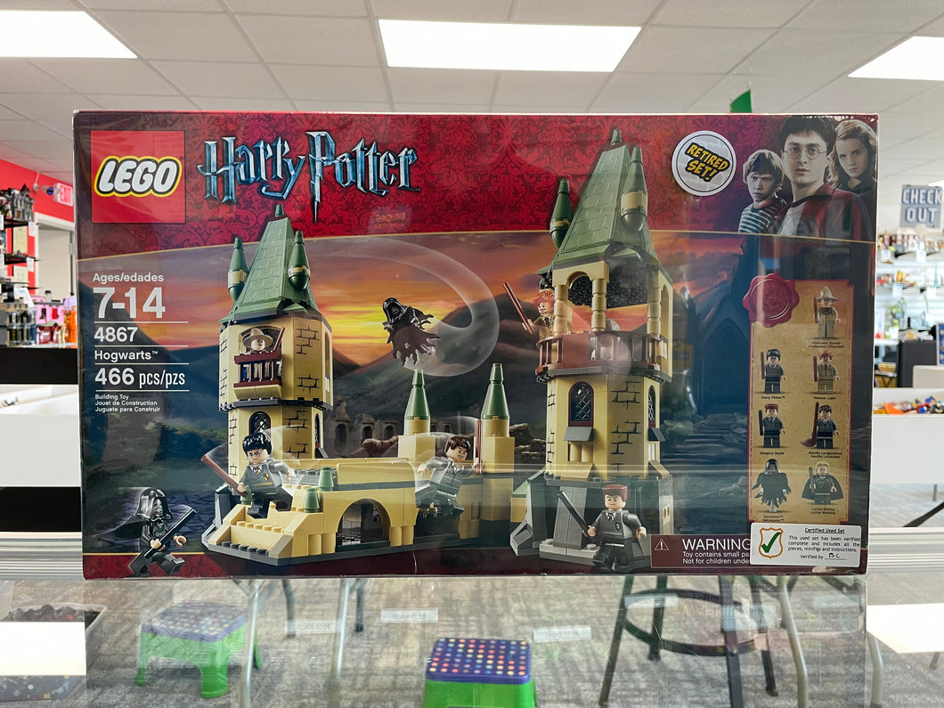 Hogwarts LEGO® 4867 - Certified in original box
