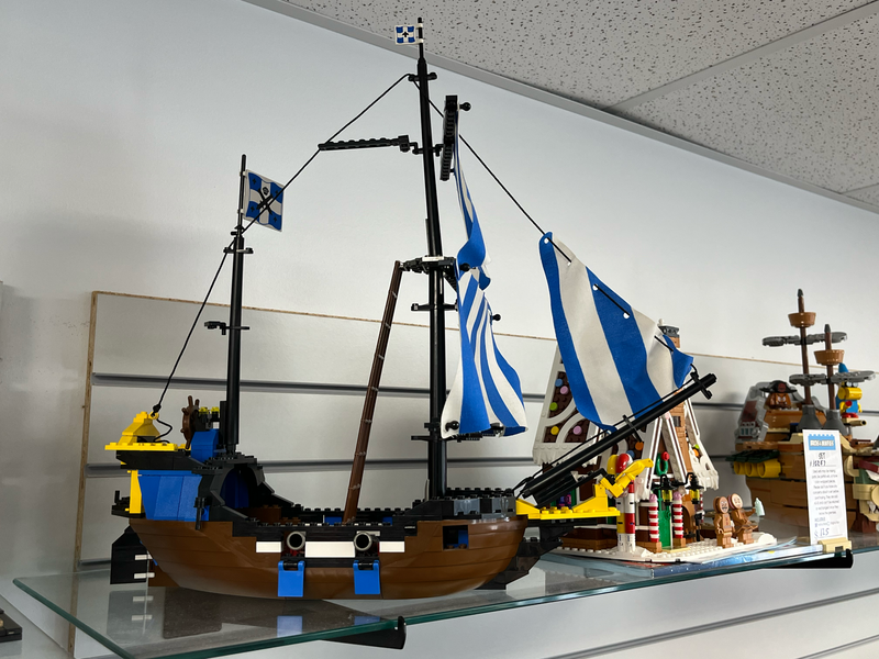 Blue Lego Old Pirate Sets 6274 LEGOLAND Caribbean Clipper CERTIFIED