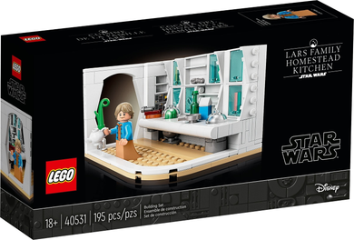 40531 Lars Family Homestead Kitchen, NIB, Retired