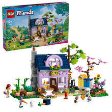42669 LEGO® Beekeepers' House and Flower Garden