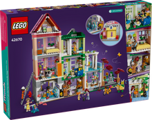 42670 LEGO® Heartlake City Apartments and Stores