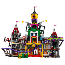 70922 The Joker Manor, Retired, New - Open Box (All Bags Sealed Inside!)