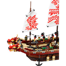 70618 Destiny's Bounty, Retired, NIB