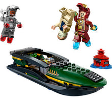 76006 Iron Man: Extremis Sea Port Battle, Retired, NIB