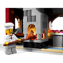 10216 Winter Village Bakery, Retired, New - Slight Box Damage
