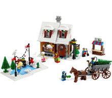 10216 Winter Village Bakery, Retired, New - Slight Box Damage