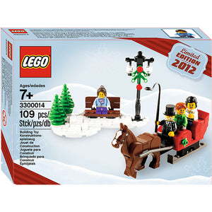 3300014 Holiday Set, Retired, New - Slight Box Damage