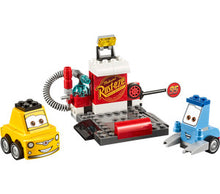 10732 Guido and Luigi's Pit Stop, Retired, New - Missing Box