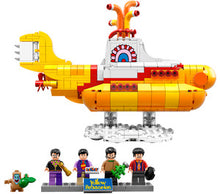 21306 The Beatles Yellow Submarine, Retired, NIB