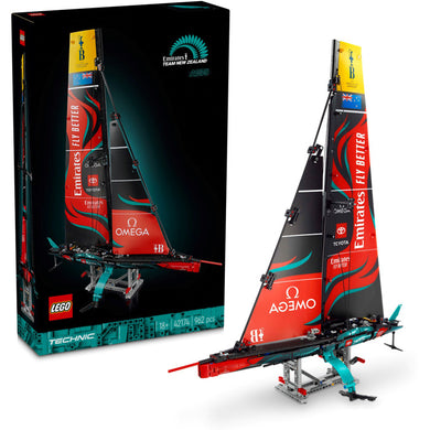42174 Emirates Team New Zealand AC75 Yacht