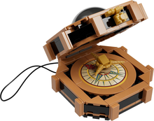 5009609 Captain Jack Sparrow's Compass, Retired, Certified in white box, Pre-Owned