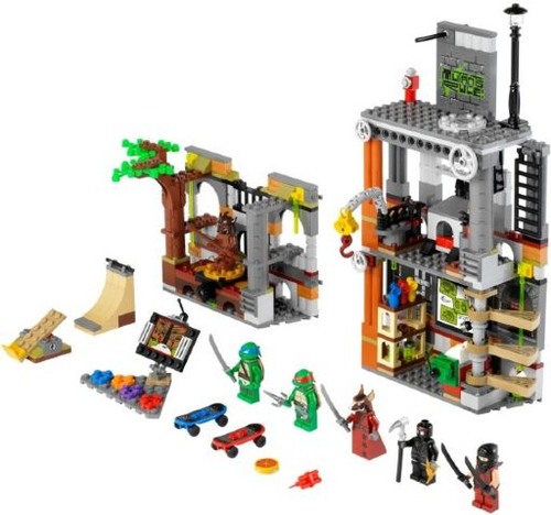 79103 Turtle Lair Attack, Retired, Certified in Original Box, Pre-Owned