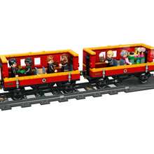76423 LEGO Hogwarts Express & Hogsmeade Station, Retired, NIB