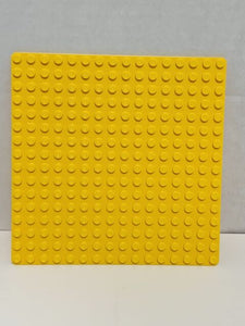 BAM Baseplate 32X32 10" - Yellow 100% LEGO® Compatible