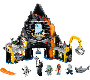 70631 Garmadon's Volcano Lair, Retired, Certified in white box, Pre-Owned