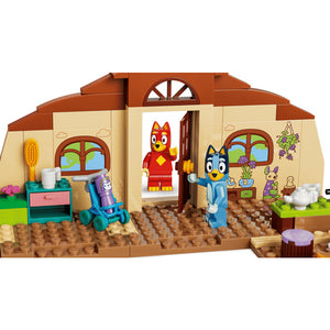 11221 School with Rusty and Bluey