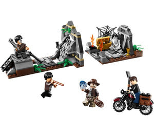 LEGO Indiana Jones 7196 Chauchilla Cemetery Battle, Retired, Certified in white box, Pre-Owned