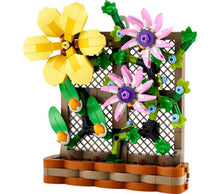 40683 Flower Trellis Display, NIB, Retired