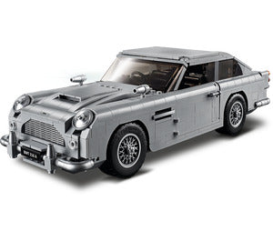 10262 James Bond Aston Martin DB5, Retired, Certified in white box, Pre-Owned