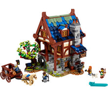 LEGO IDEAS 21325 Medieval Blacksmith Shop, Retired, NIB