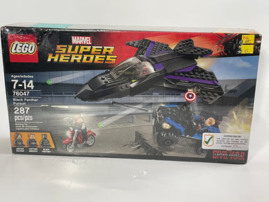 76047 Black Panther Pursuit, Retired, Certified in original box, Pre-Owned